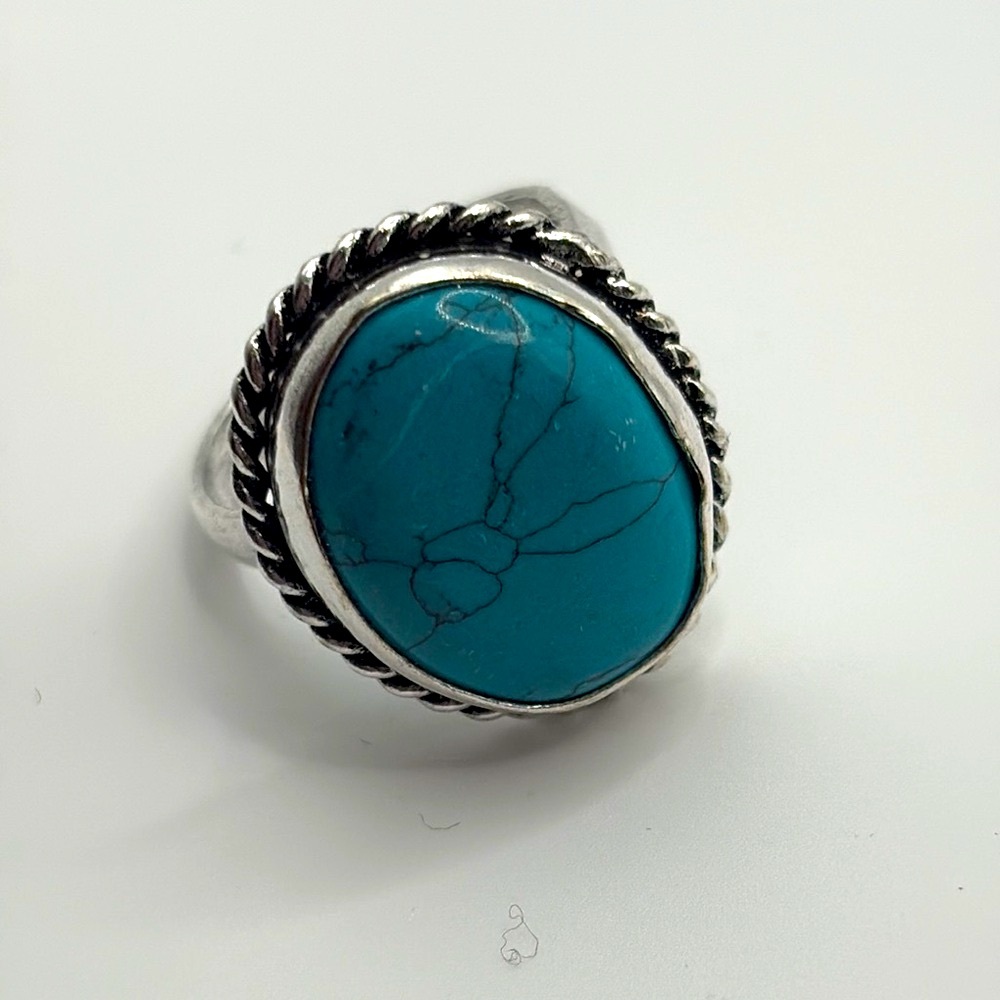 Turquoise Southwestern Style Turquoise Howlite Silver Women's Ring Size 6 Braid